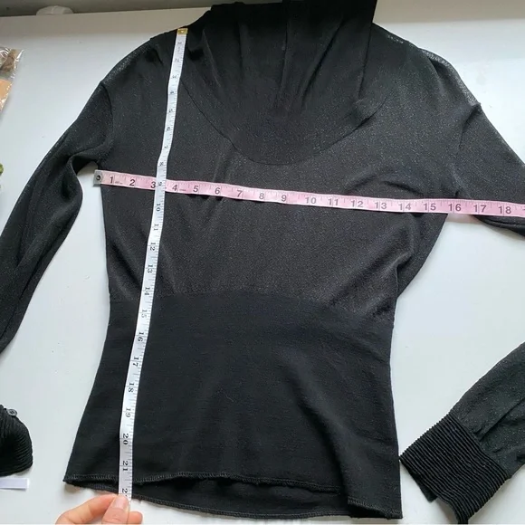 Beautiful Women's Sheer Long Sleeve Sweater Blouse Cowl Neck Size S - Picture 7 of 9